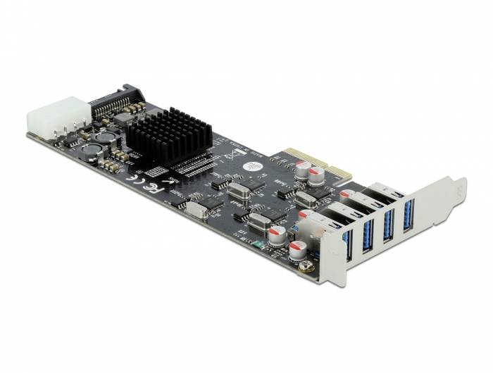 PCIe proširna kartica sa četiri plava USB 3.0 priključka, crnim hladnjakom i bijelim natpisima na ploči.
