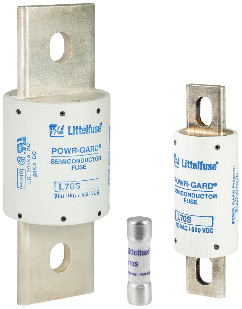 Dvije različite veličine Littelfuse POWR-GARD poluvodičkih osigurača, L70S serije, za primjene od 700 VAC / 650 VDC.