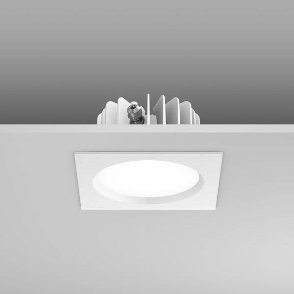 Ugradbena LED stropna svjetiljka s kvadratnim okvirom u modernom, minimalističkom dizajnu pred sivom pozadinom.