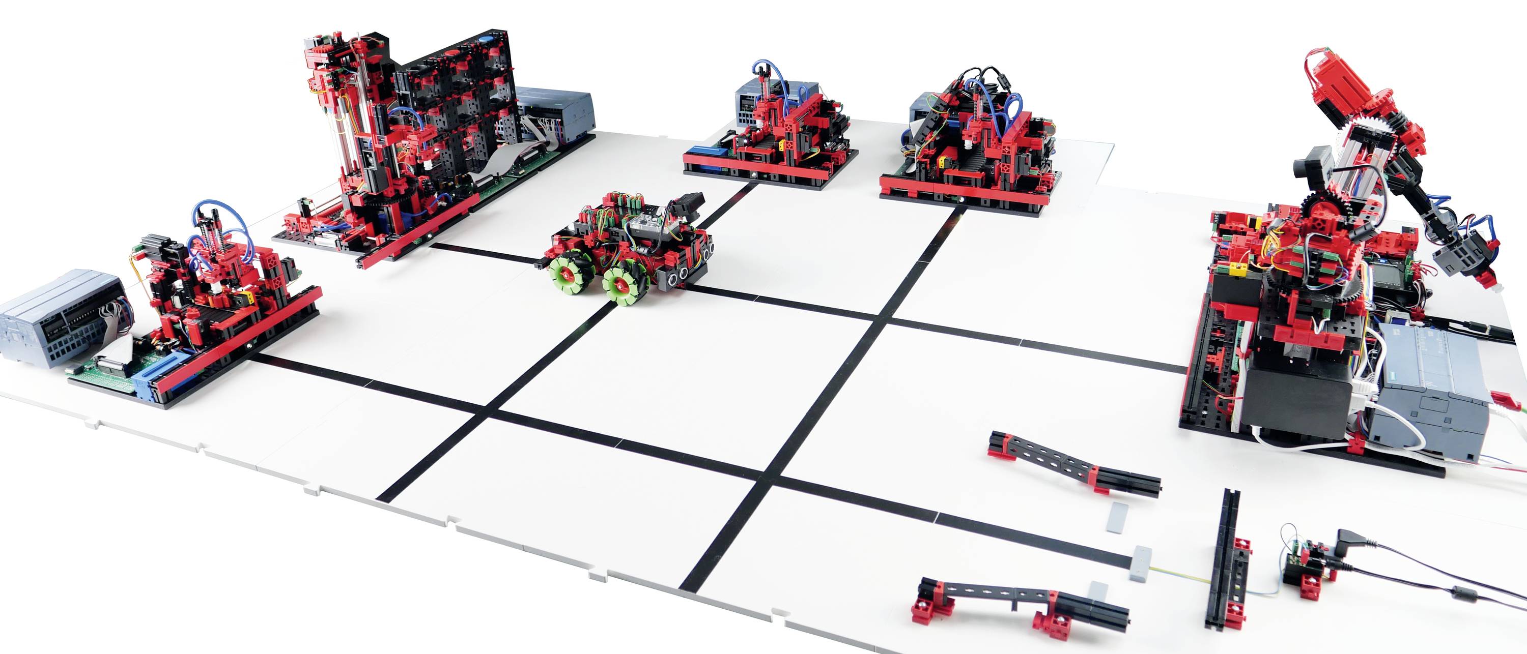 Robotički sustav za obuku s više modulnih stanica koje simuliraju procese automatizacije za obrazovanje i istraživanje.