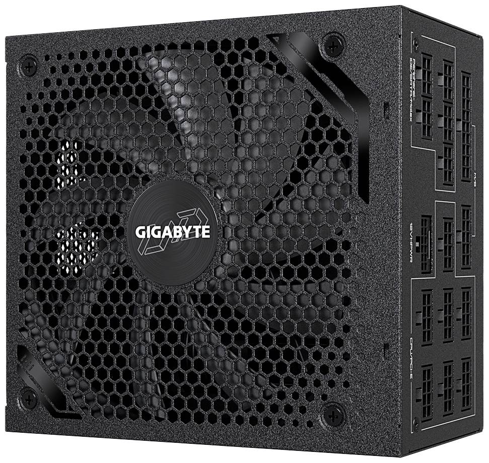 Crni Gigabyte napajalnik s ventilatorom i nekoliko priključnih utora, pogodan za izgradnju stolnih računala.
