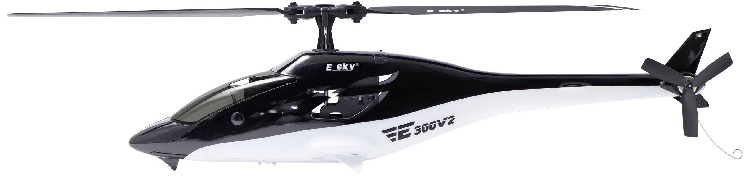 Crni i bijeli modelni helikopter tankog dizajna. Vidljiv trolistni rotor i mali repni rotor.