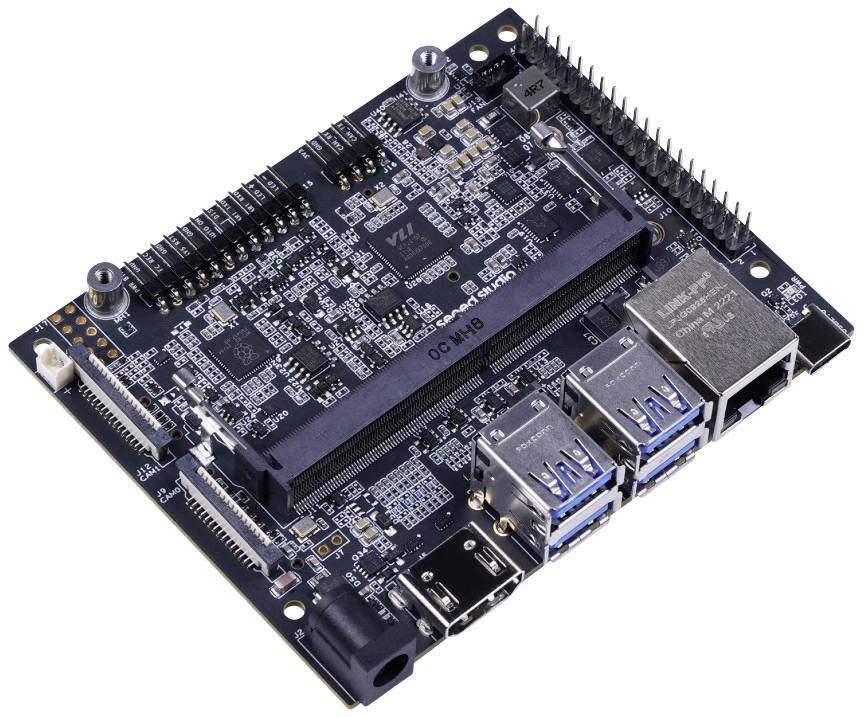 Mikrokontrولerska ploča s više USB priključaka i Ethernet portom, korištena za elektroničke projekte i programiranje.