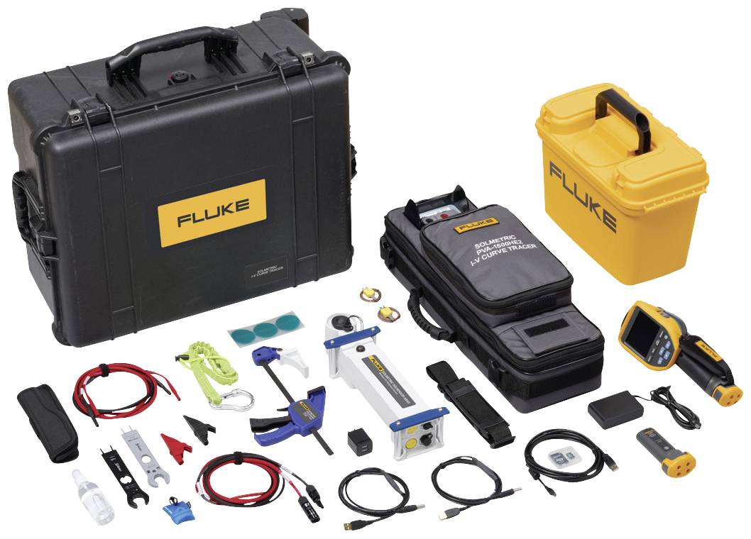 Različiti alati i mjerni uređaji u Fluke kompletu, uključujući kablove, senzore, termometar i torbe za nošenje. Idealno za tehničke provjere.