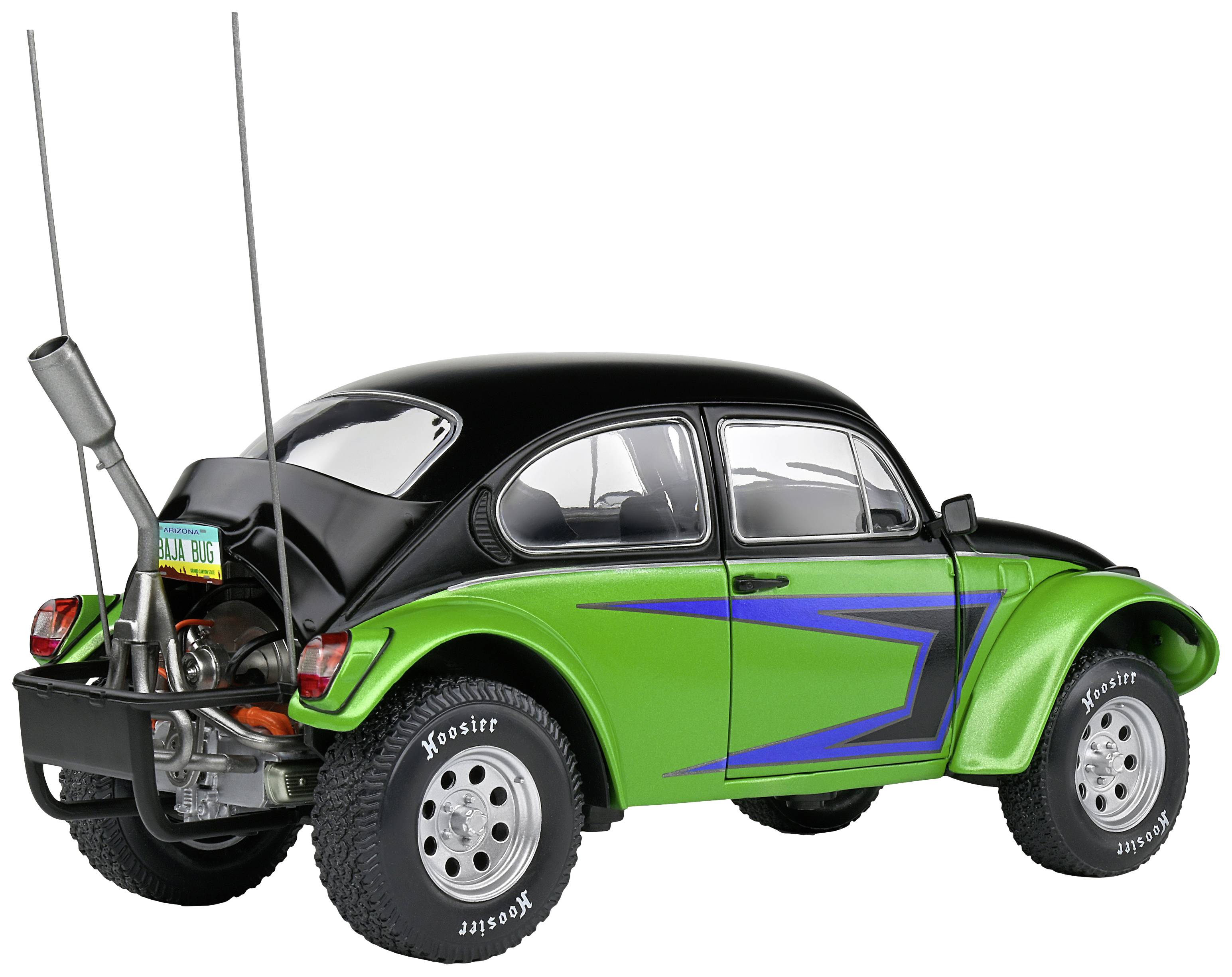 Zeleni Baja Bug automobil s crnim naglascima i velikim gumama, prikazuje otvoreni stražnji dio s upravljačkim mehanizmom i izduvnim cijevima.