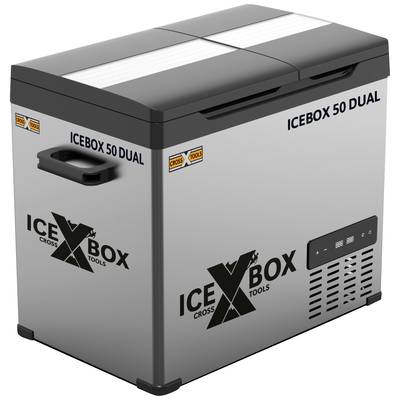Prijenosni hladnjak 'Icebox 50 Dual' s dva poklopca, ručkama sa strane i upravljačkim elementima na prednjoj strani, namijenjen uporabi na otvorenom.
