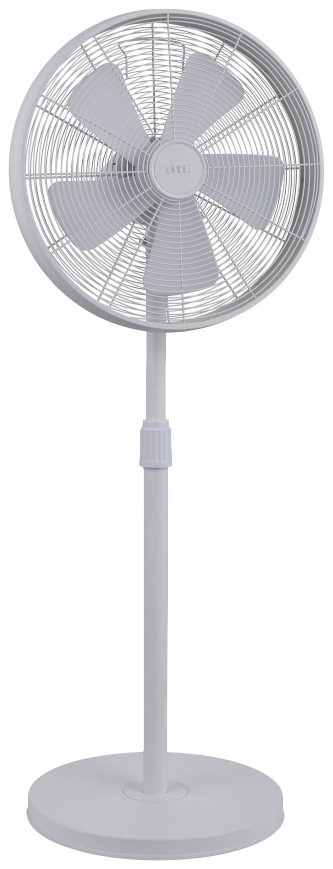 Samostojeći bijeli ventilator na postolju s pet loptica i podesivom visinom postolja. Idealan za cirkulaciju zraka.