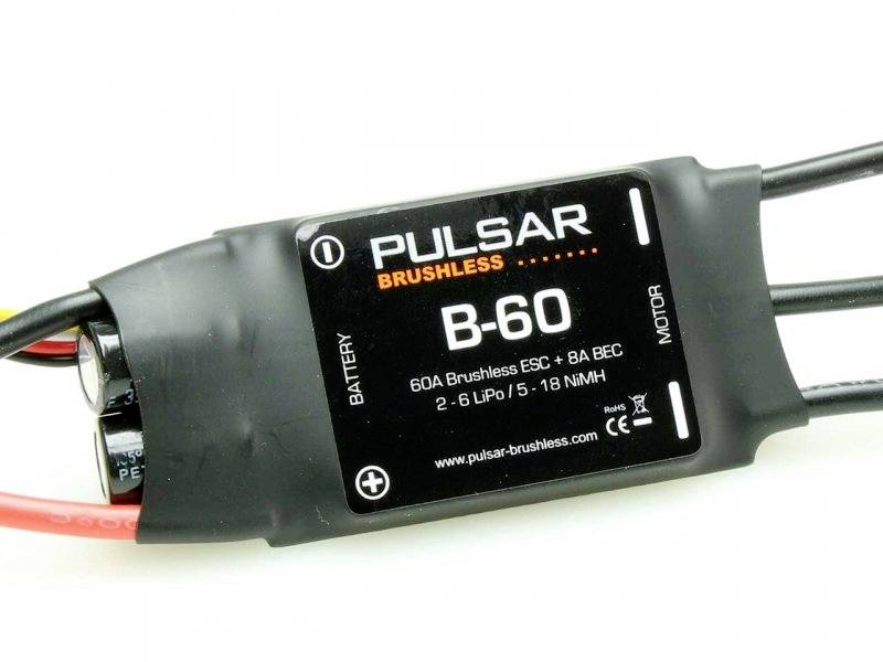 Crni elektronički regulator brzine s natpisom 'Pulsar Brushless B-60' koji prikazuje specifikacije za modelarstvo.