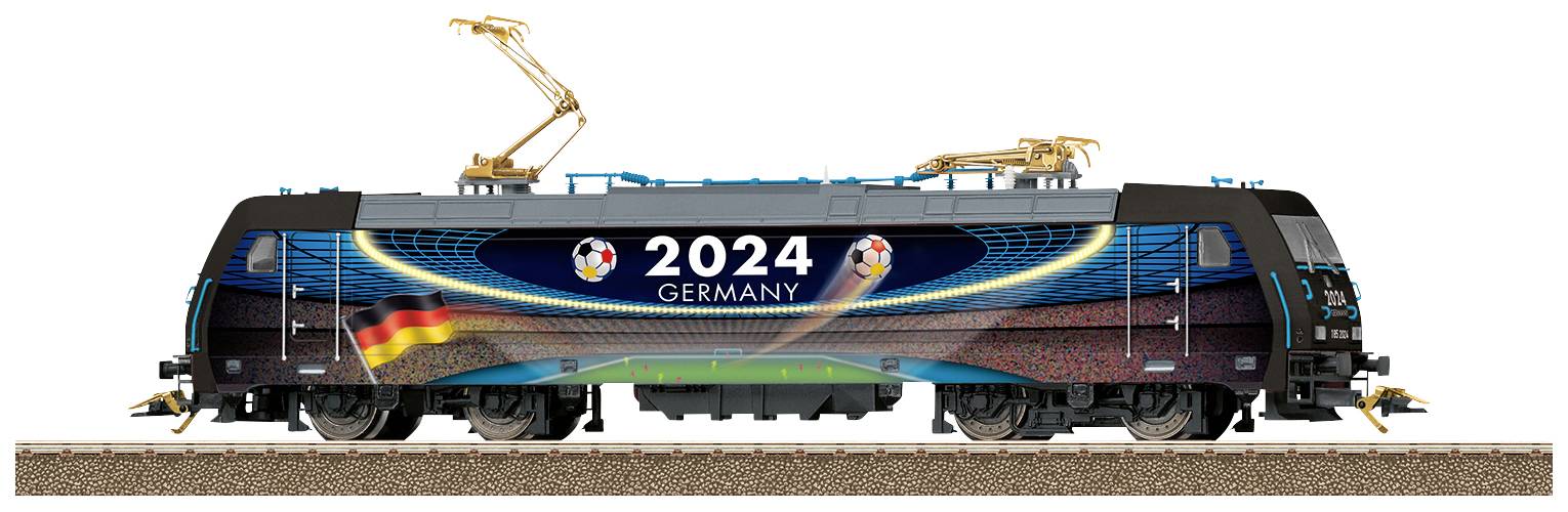 Lokomotiva s natpisom '2024 Germany', ukrašena motivima nogometa i stadiona te njemačkom zastavom.
