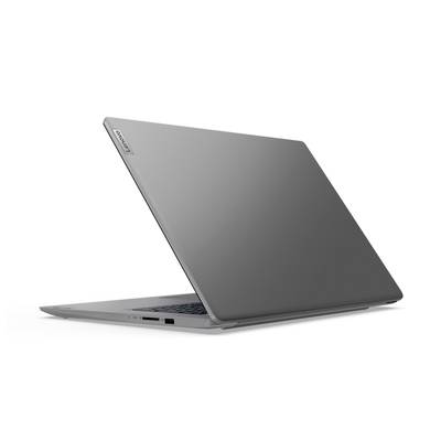 Srebrnosivi prijenosnik koji je djelomično otvoren vidljiv je sa strane. Na stražnjoj strani jasno se uočava Lenovo logotip.