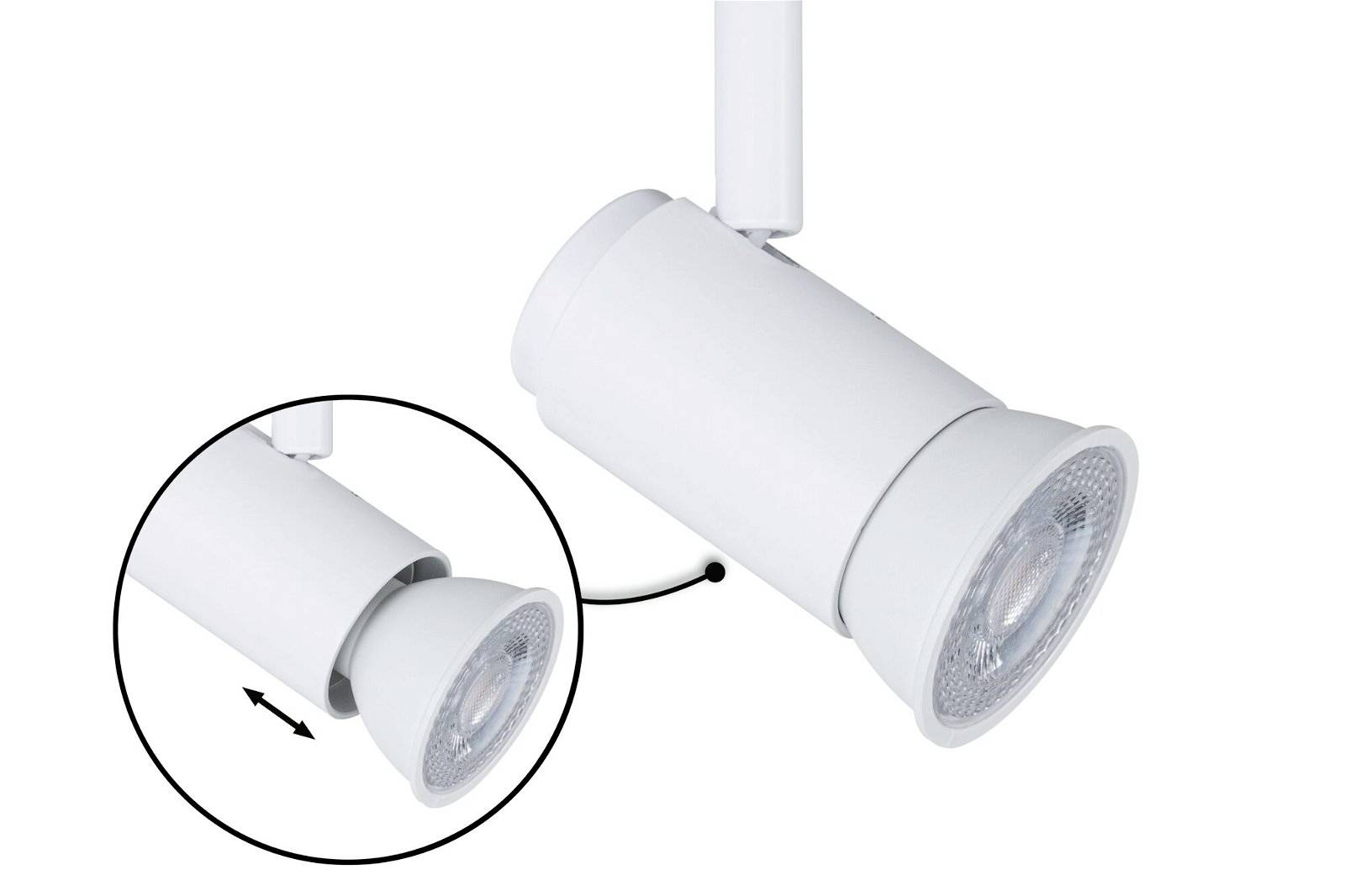 Bijela, cilindrična stropna lampa s okretnim reflektorom. Strelica pokazuje smjer okretanja. Idealna za usmjereno osvjetljenje.