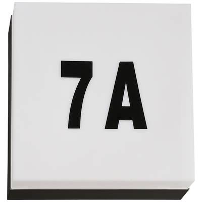Slika prikazuje natpis '7A' crnim slovima na bijeloj podlozi.