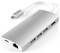 USB-C hub s više priključaka: mrežnim (Ethernet) portom, tri USB priključka, HDMI portom i dodatnim USB-C priključkom.