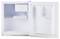 Mali, otvoreni bijeli hladnjak sa zamrzivačem na vrhu. Unutra nema predmeta. Idealan za male prostore ili uredske prostorije.