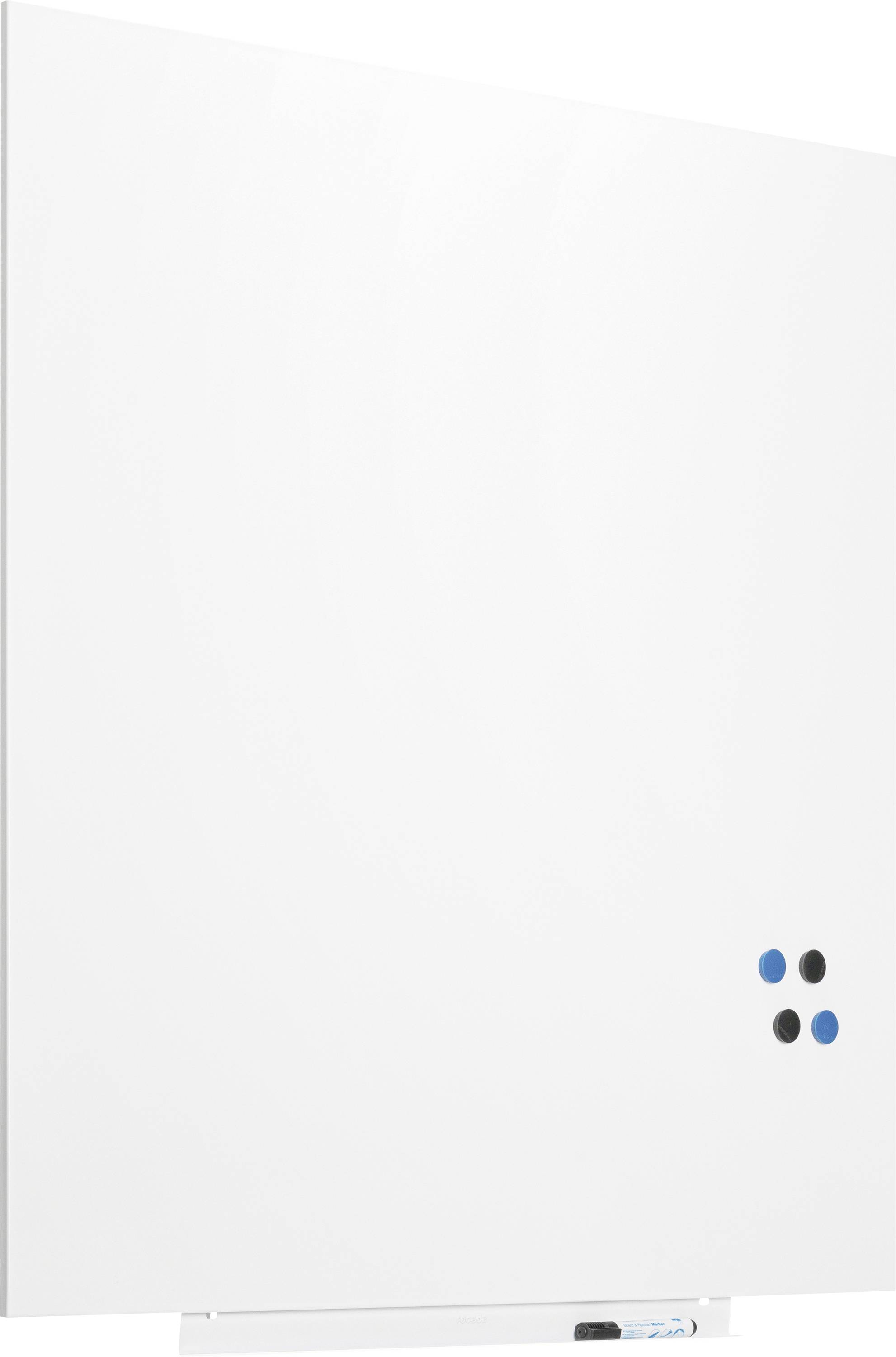 Bijela magnetna ploča s četiri male okrugle magneta u plavoj i crnoj boji u gornjem desnom kutu.