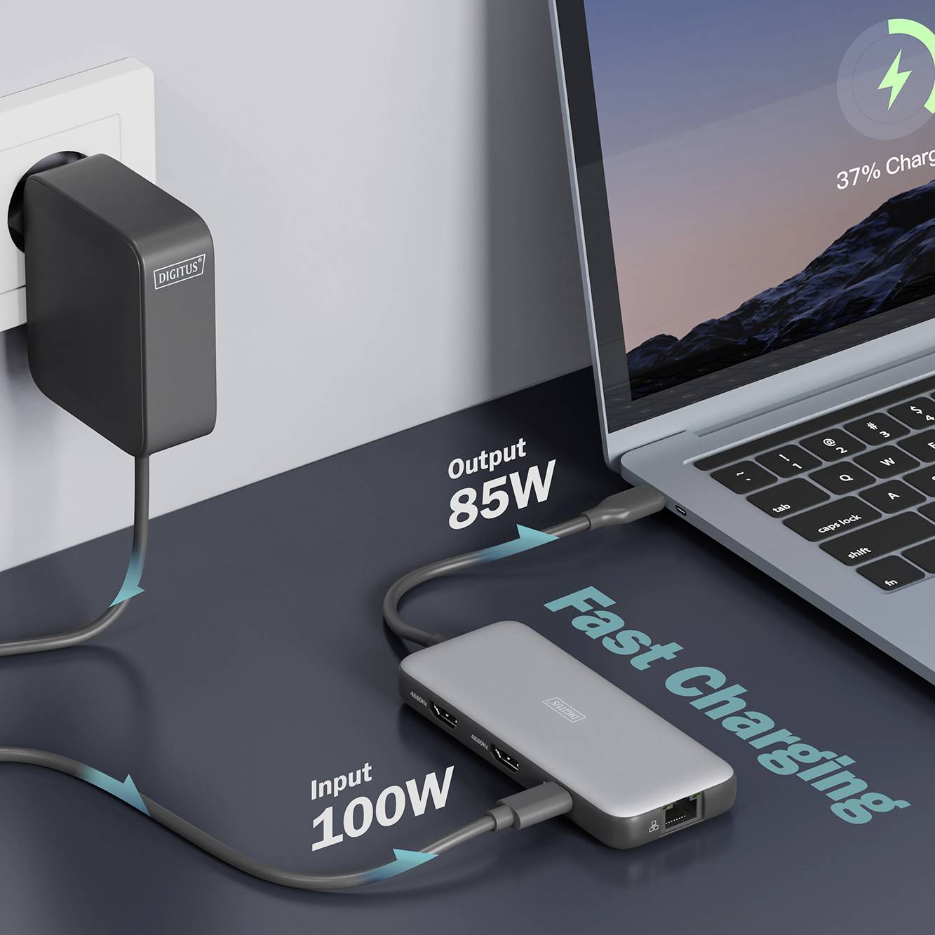 Prijenosno računalo s 37% baterije se puni brzim punjačem ulazne snage 100W i izlazne snage 85W. Slika prikazuje status punjenja i izvor struje.