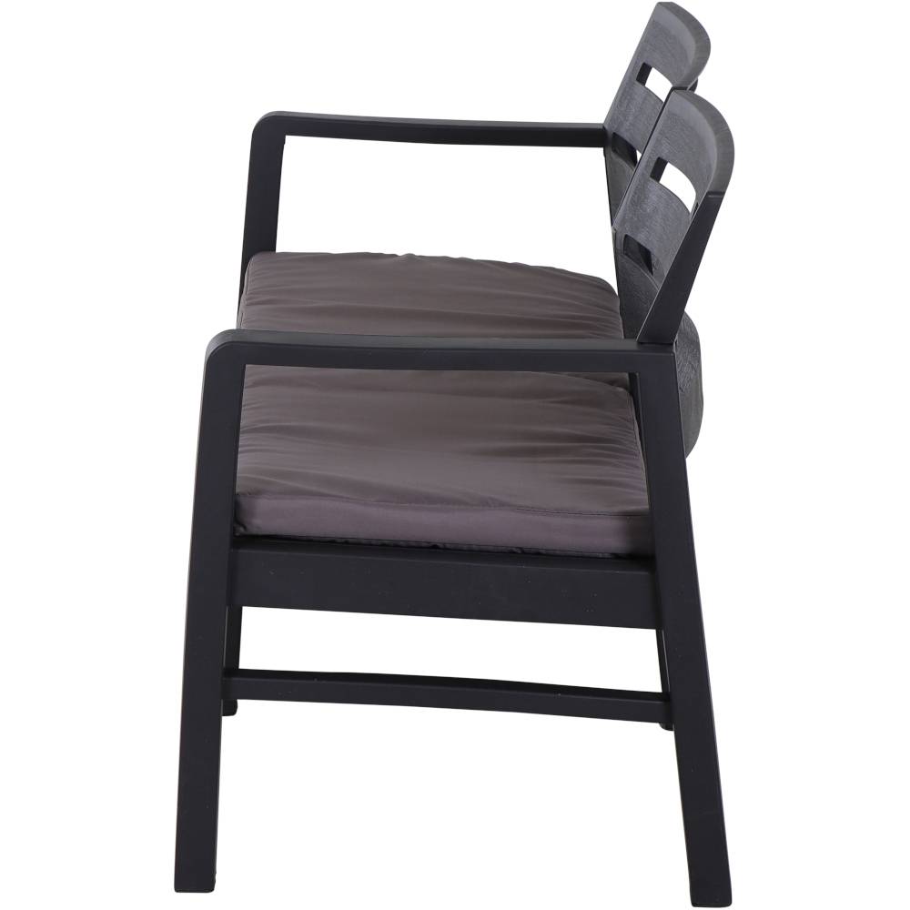 Moderni, crni stolac s naslonima za ruke i sivim sjedištem, pogledan sa strane.