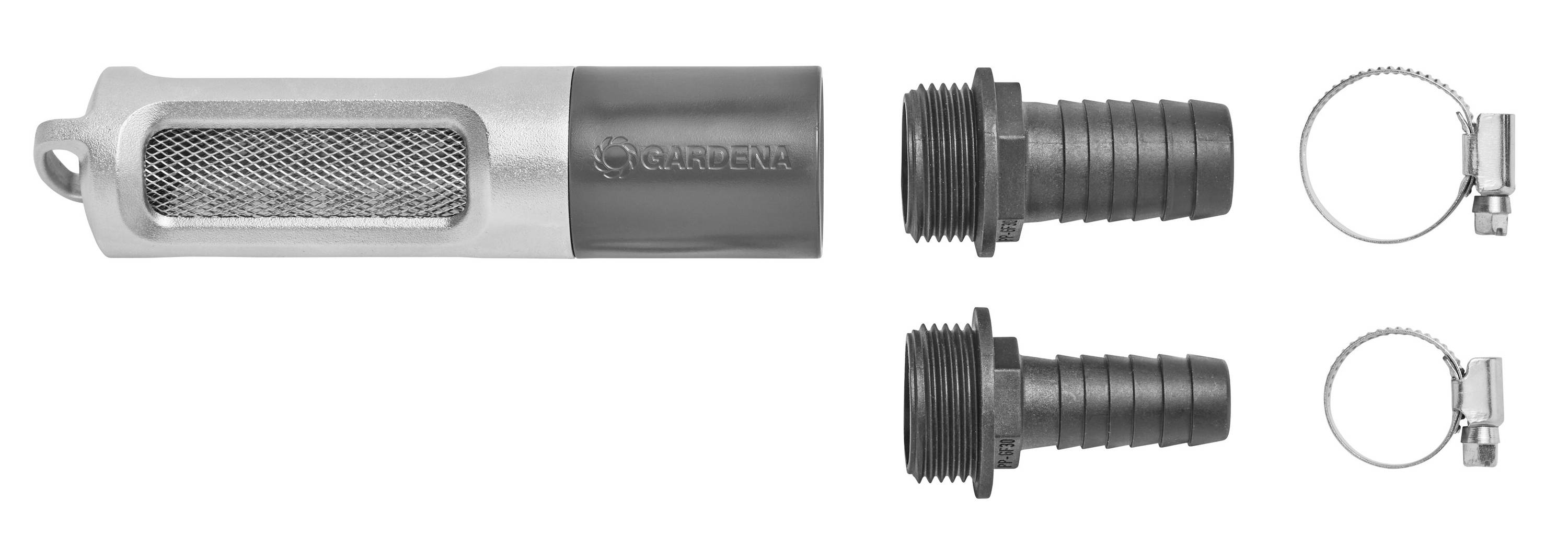 'Filter set s cjevnim adapterom i cijevnim sponama za vodovodnu instalaciju. Sadrži metalno filtersko crijevo, dva adaptera i stezaljke.'