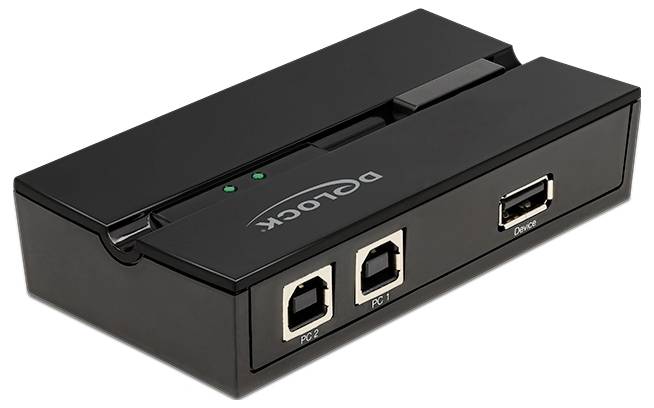 Vanjska stanica za čvrsti disk u crnoj boji s priključcima za dva računala i USB priključkom, robna marka 'D-LOCK'.