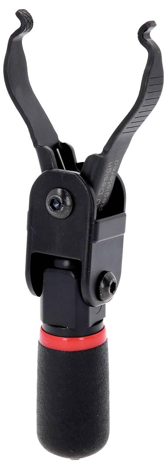 Crni nosač upravljača za bicikl s protukliznim rukohvatom i podesivom stezaljkom. Pogodan za različite vrste upravljača.