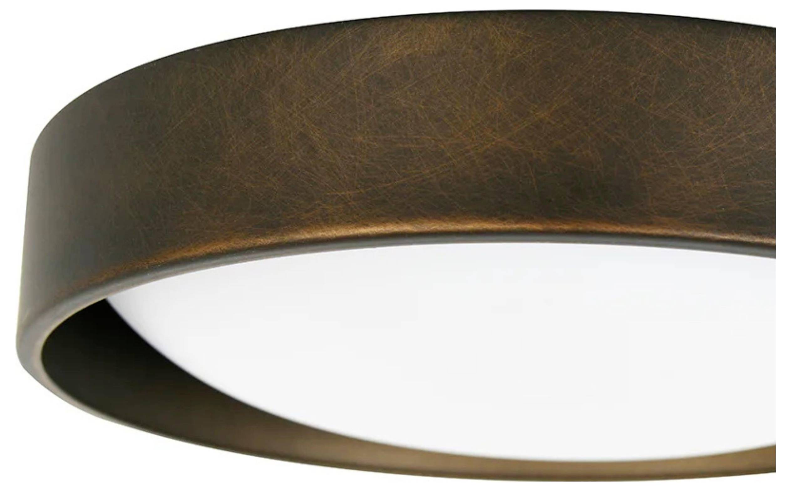 Okrugla stropna svjetiljka sa širokim brončanim okvirom i bijelim sjenilom. Modernog dizajna.