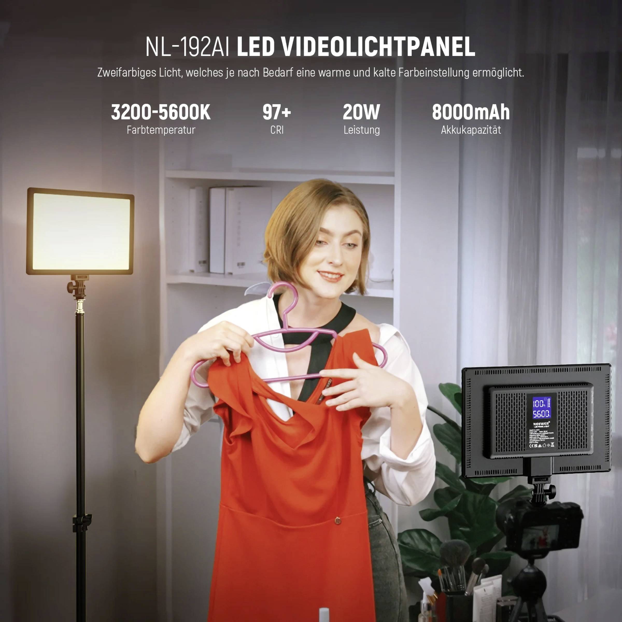 Jedna osoba drži crvenu haljinu i ružičastu majicu te stoji ispred LED video svjetlosnog panela. Lijevo je vidljiv svijetleći panel.