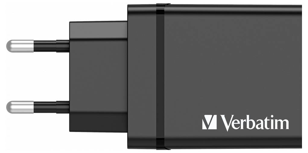 Crni USB punjač s EU utikačem i Verbatim logotipom, pogodan za punjenje elektroničkih uređaja.