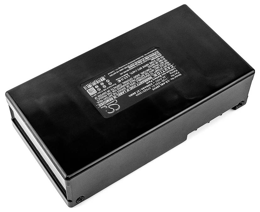 Crni elektronički uređaj, vjerojatno punjač ili adapter, s naljepnicom s tehničkim specifikacijama na vrhu.