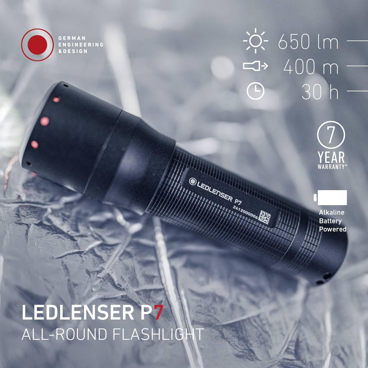 LED ručna lampica Ledlenser P7, crna, sa 650 lumena, domet 300 m, trajanje rada 7 sati, 7 godina garancije, napaja se baterijom.