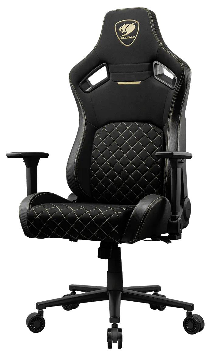 Crni ergonomski gaming stolac s prošivenim jastučićima, podesivim naslonima za ruke i visokim naslonom za potporu, označen logotipom.