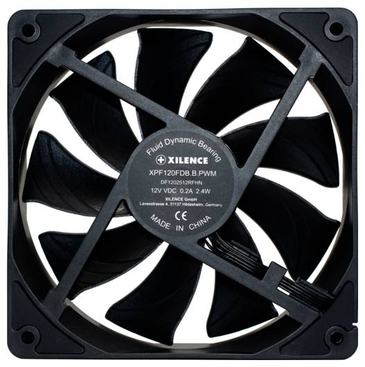 Crni računalni ventilator za hlađenje marke 'XILENCE' s modelnim brojem i tehničkim specifikacijama, koji ima dinamički dizajn ležaja.