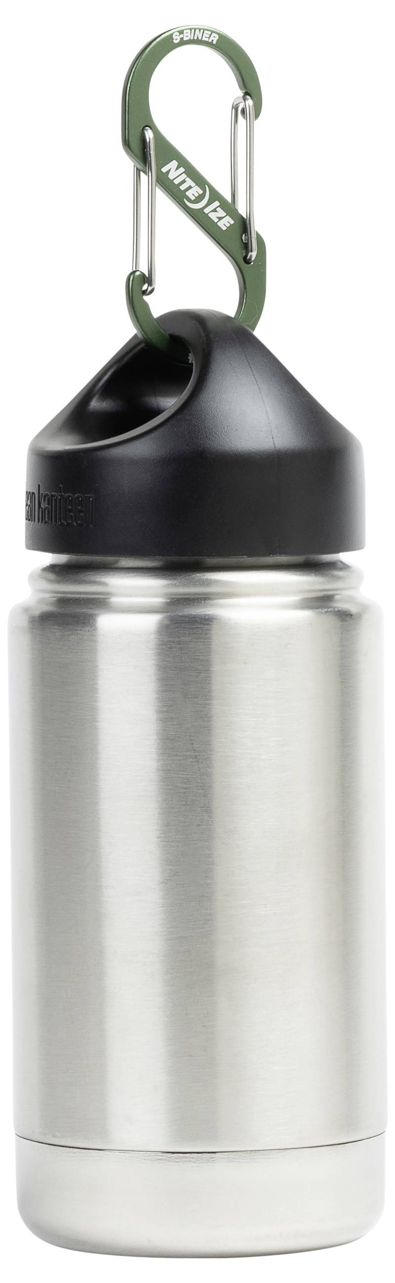 Boca za vodu od nehrđajućeg čelika s crnim čepom i pričvršćenom zelenom karabinom, pogodna za putovanja i outdoor aktivnosti.