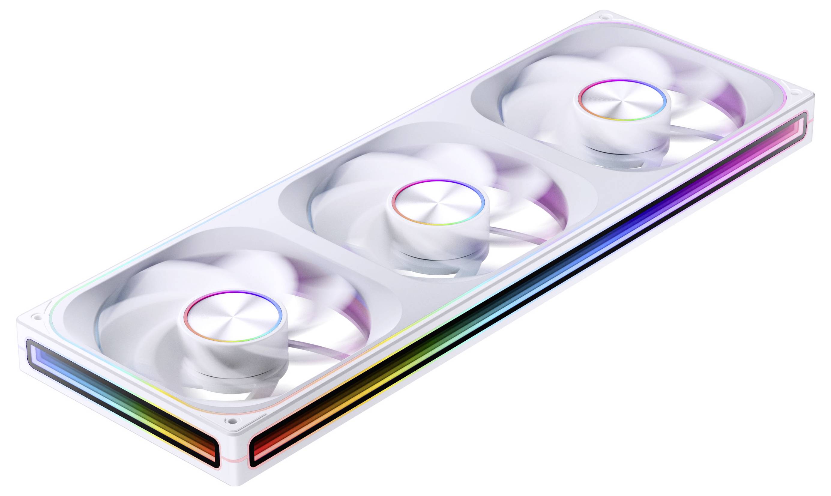 Bijela računalna jedinica za hlađenje s tri velika RGB-osvijetljena ventilatora raspoređena u nizu, smještena u elegantnome pravokutnome kućištu.