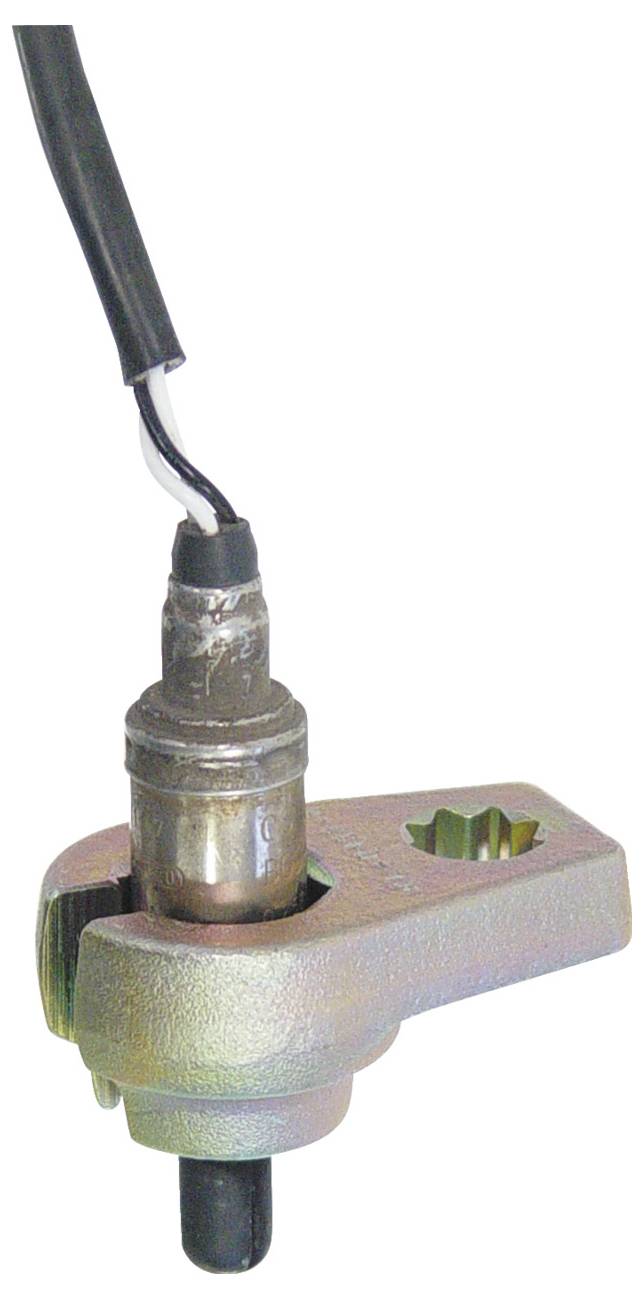 Metalni kisikov senzor s crnom žicom, korišten u vozilima za praćenje razine kisika u sustavu ispuha.