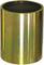 Sjajni mesni cilindar, metalni završetak, stojeći uspravno na neutralnoj pozadini.