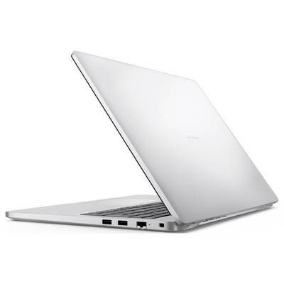 Srebrni prijenosni računal djelomično otvoren, pokazujući bočne priključke uključujući dva USB priključka i HDMI priključak, na jednostavnoj bijeloj pozadini.