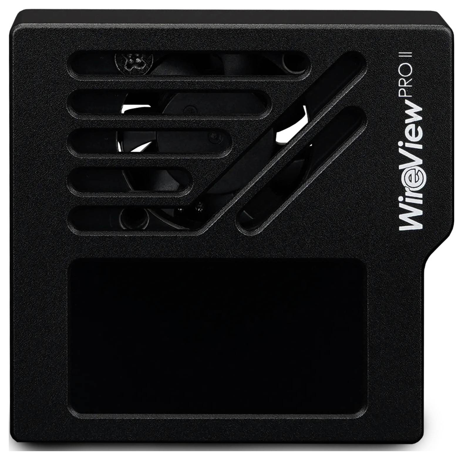 Crni pravokutni uređaj s natpisom "WireView PRO II" na boku, sa ventilacijom kroz koju su vidljive lopatice unutarnjeg ventilatora.