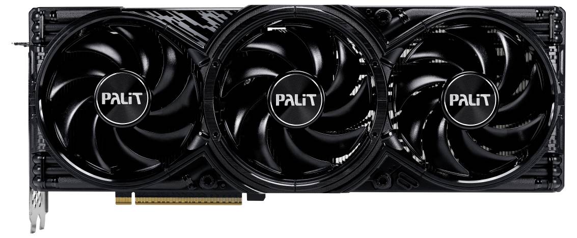Grafička kartica Palit s tri ventilatora prikazana frontalno, s velikim crnim ventilatorima za hlađenje i zlatnim PCIe konektorom duž donjeg ruba.