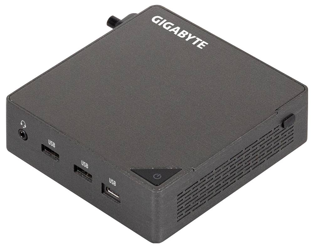 Kompaktan crni kućište računala s otvorima za ventilaciju, označeno s 'GIGABYTE', s više USB priključaka i gumbom za napajanje na prednjoj strani.