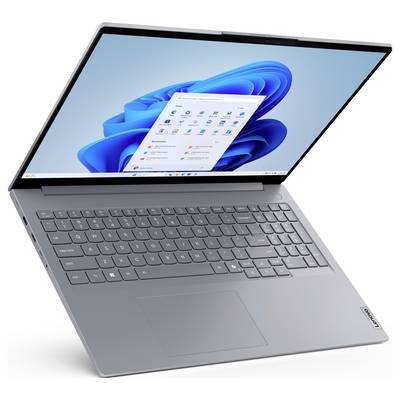Siva Lenovo prijenosna računala otvorena pod kutom, prikazujući Windows 11 radnu površinu i centrizirani Start izbornik na ekranu.