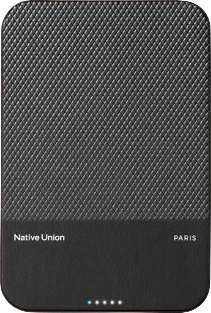 Crna tekstuirana Native Union Paris futrola za telefon sa zaobljenim kutovima i glatkom donjom trakom, prikazana u frontalnom pogledu.