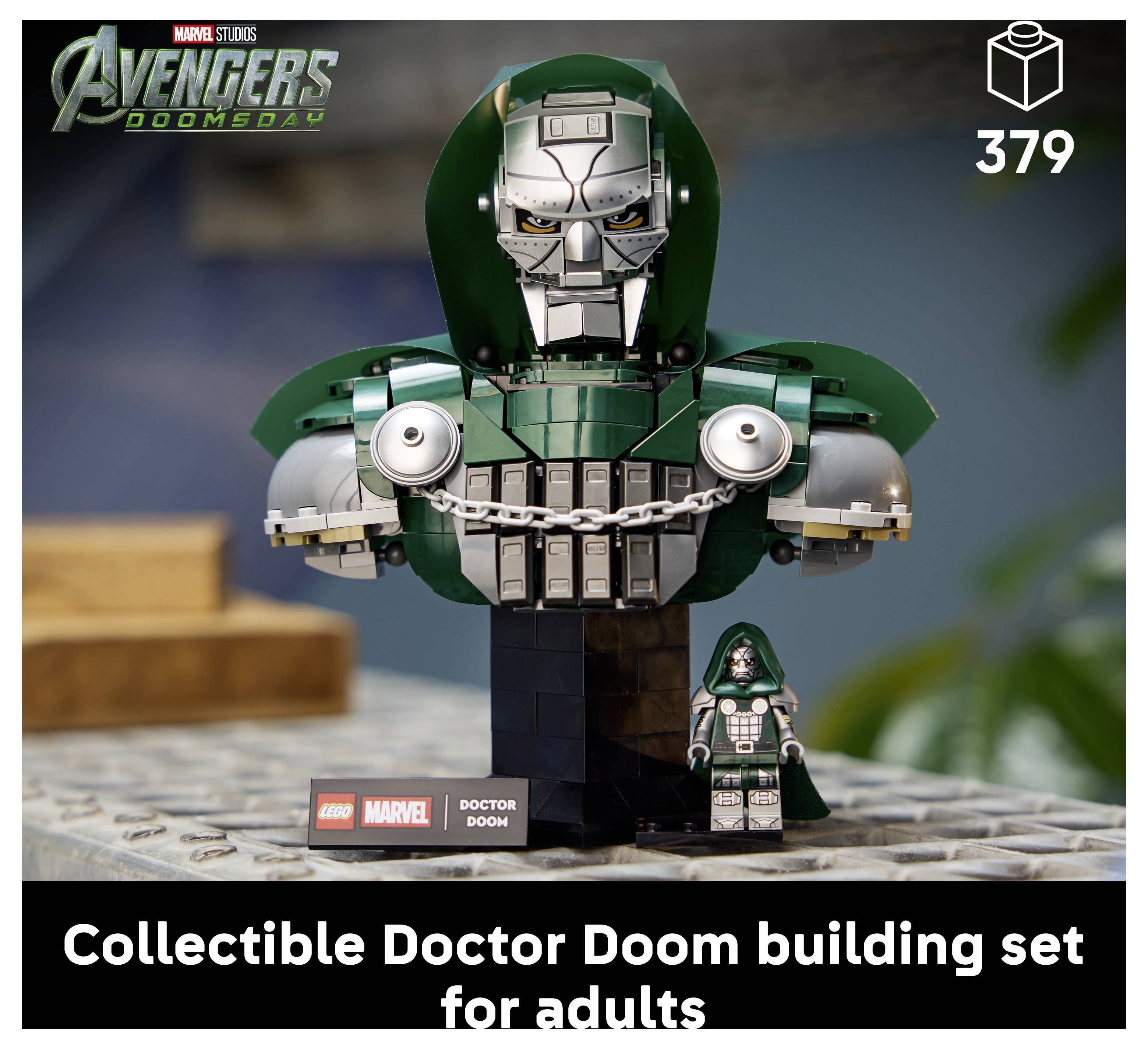 LEGO Marvel Avengers 'Doktor Doom' skupljački set za građenje namijenjen odraslima, prikazujući zeleni oklopljeni bista i minifiguricu.