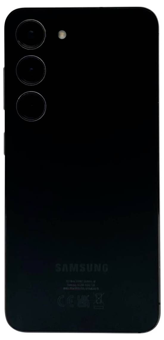 Pogled od pozadi crnog Samsung pametnog telefona koji prikazuje tri vertikalno poravnate zadnje kamere i bljeskalicu na stražnjoj strani.