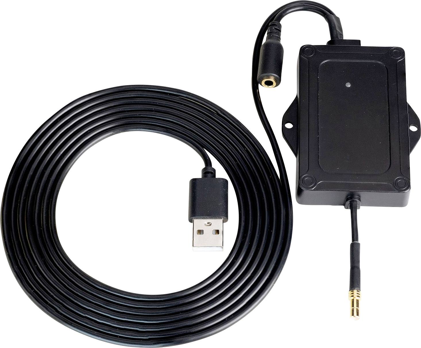 Namotani USB kabel spojen na crnu kutiju s audiovnim razljemi, prikazano na bijeloj pozadini.