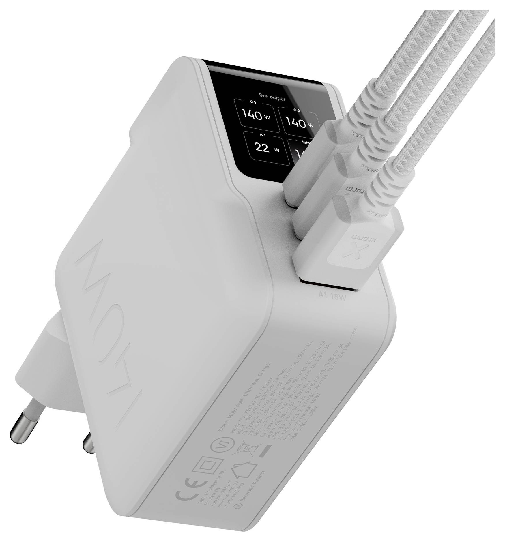 Bijač na zidu s više priključaka bijele boje s malim ekranom koji prikazuje izlaz punjenja i dva priključena USB kabela.