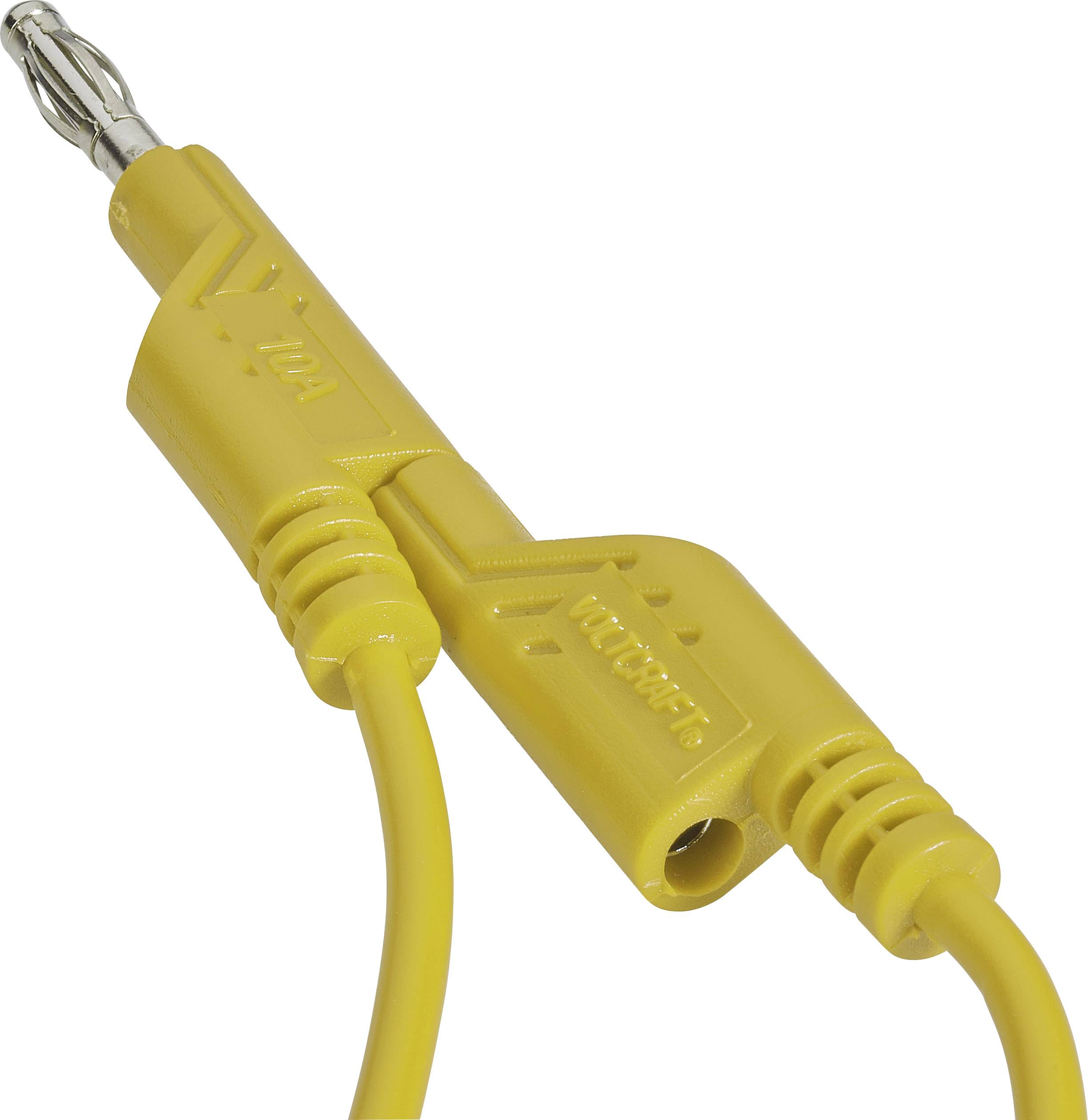 Žuti kabel s banana utikačem i utičnicom, tipični pribor za električne spojeve ili mjerne uređaje.