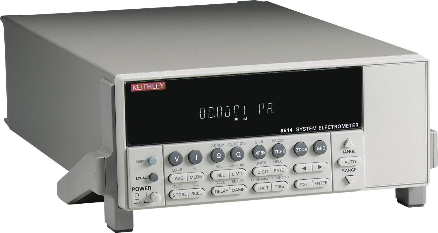 Keithley sistemski elektrometar model 6514 s upravljačkom pločom i digitalnim zaslonom, prikazuje '000001 PR.' na ekranu.