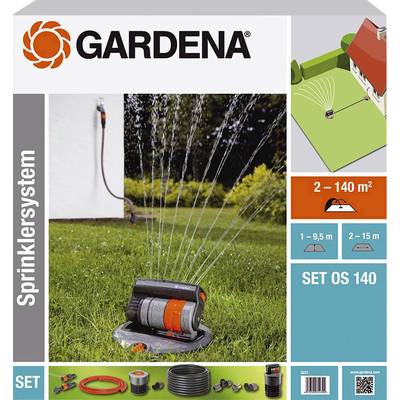 Gardena sustav za navodnjavanje OS 140 za površine od 2-140 m², prikazuje instalaciju u vrtu. Sadrži prskalice, cijevi i priključke.
