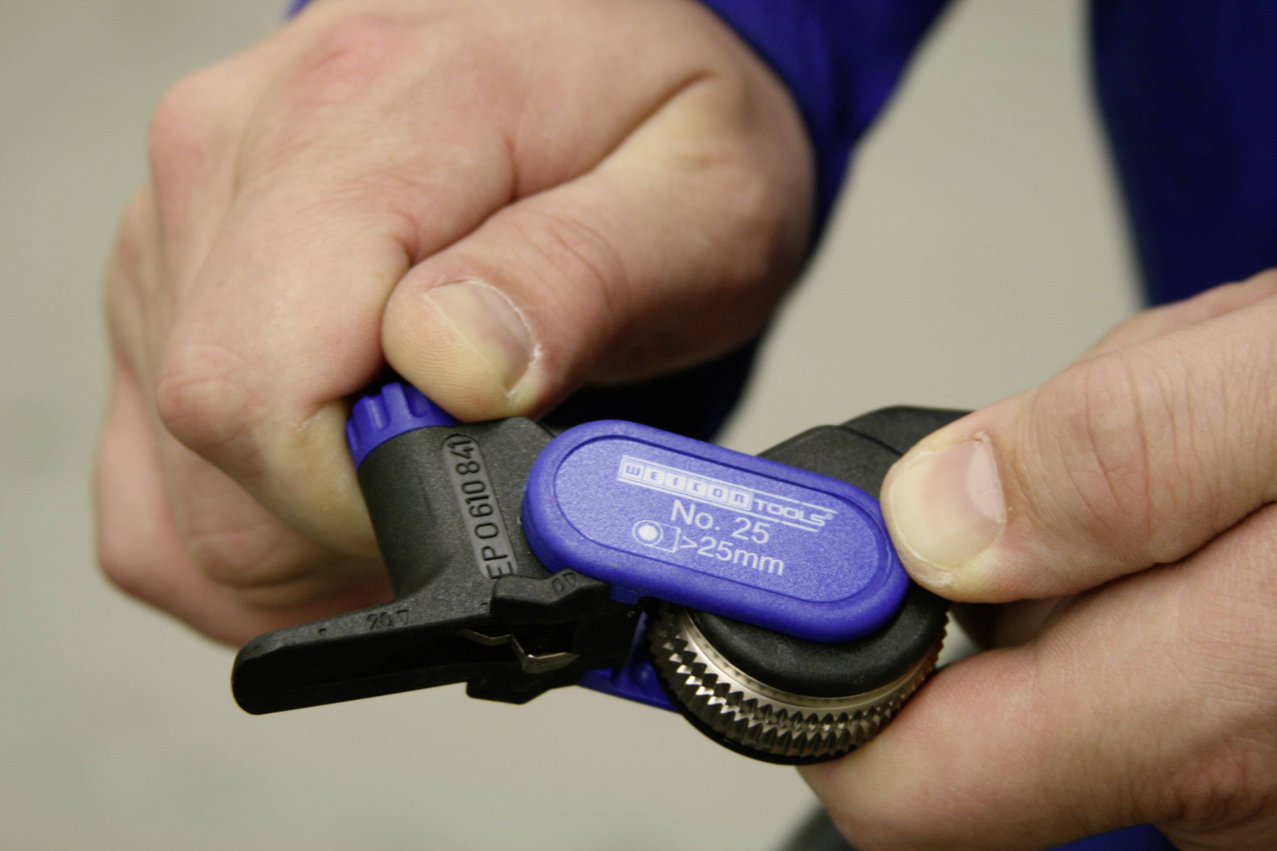 Nož za odstranjivanje vanjskog plašta, pogodan za okrugli kabel 25 mm (min.) WEICON TOOLS br. 25 52000025-2