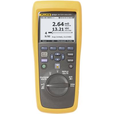 Fluke BT521 tester baterija na zaslonu prikazuje otpor od 2,64 mΩ i napon od 13,21 V. Nekoliko tipki dostupno za upravljanje.